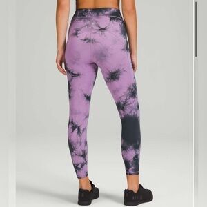 Lululemon Power Thru High-Rise  25"
Over Tie Dye Wisteria Purple Graphite Grey